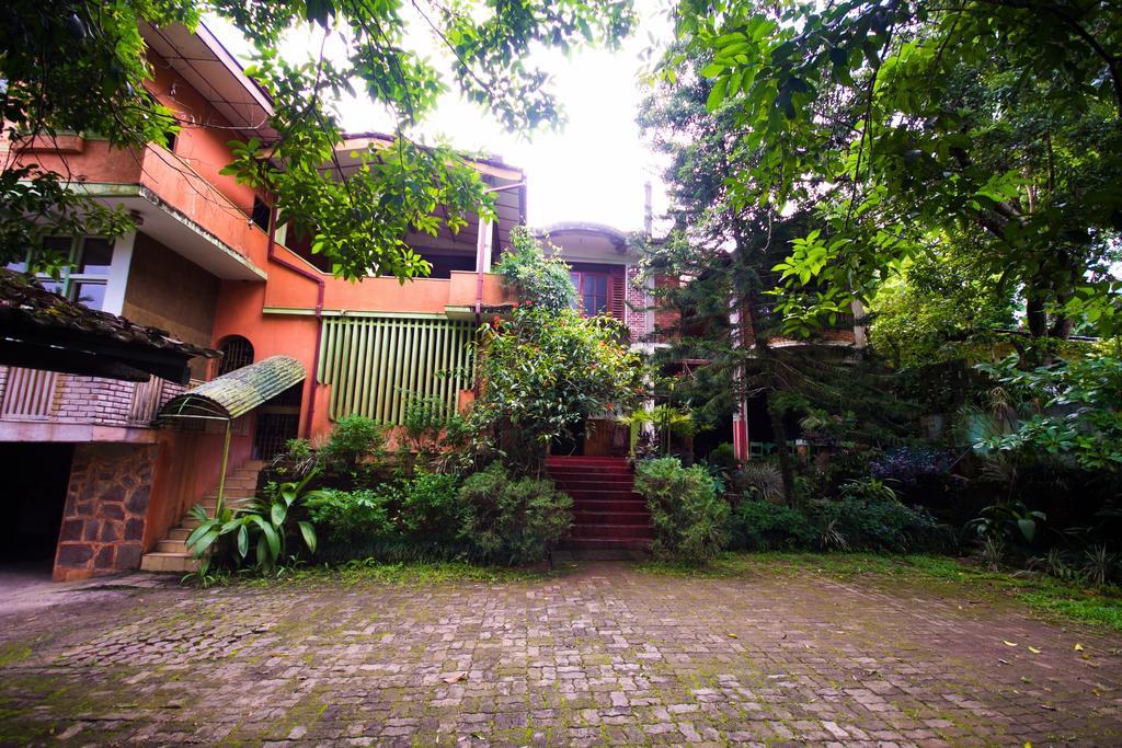 Hotel Gem Land Ratnapura Zewnętrze zdjęcie