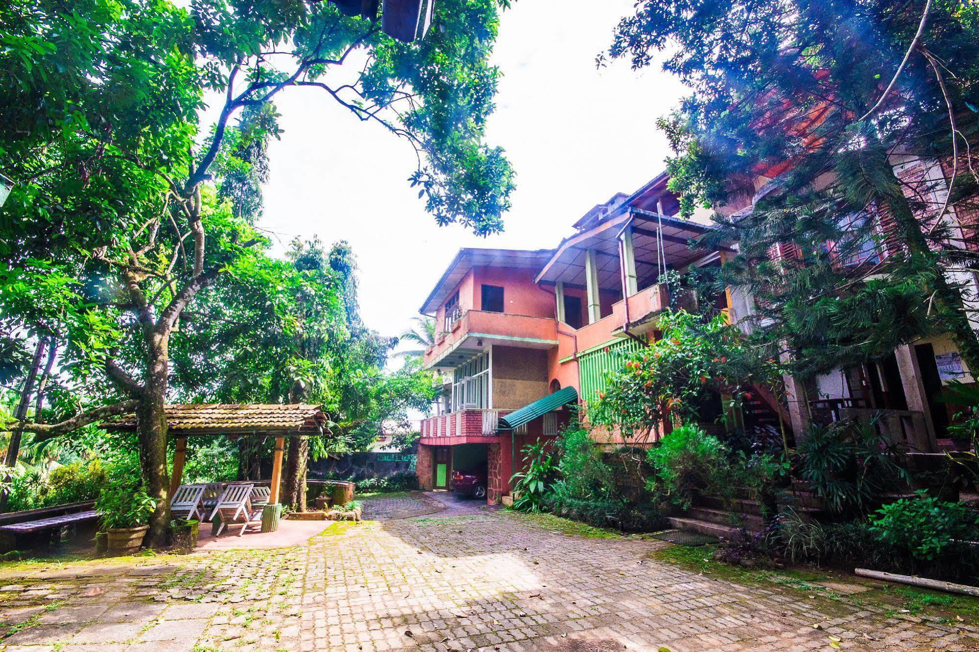 Hotel Gem Land Ratnapura Zewnętrze zdjęcie